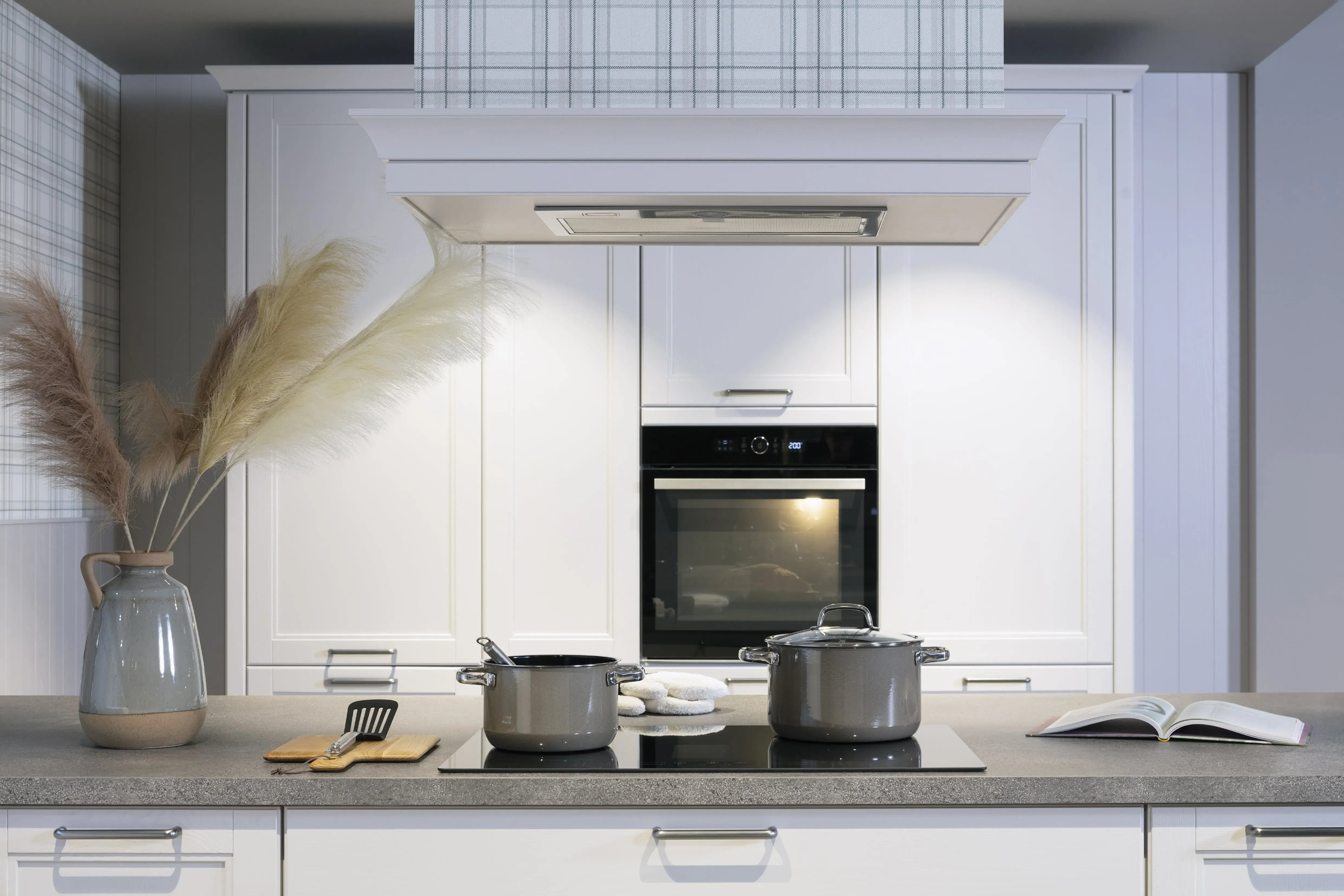 NOBILIA Landhaus Seidengrau-Lack, Dunstabzug Haube